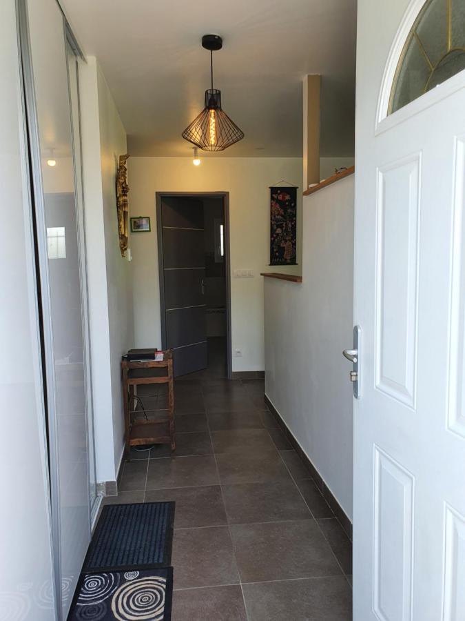 1 Chambre Privative Avec Bureau Et Cuisine Dans Maison 105 M2 Montfaucon Montfaucon  Exterior photo