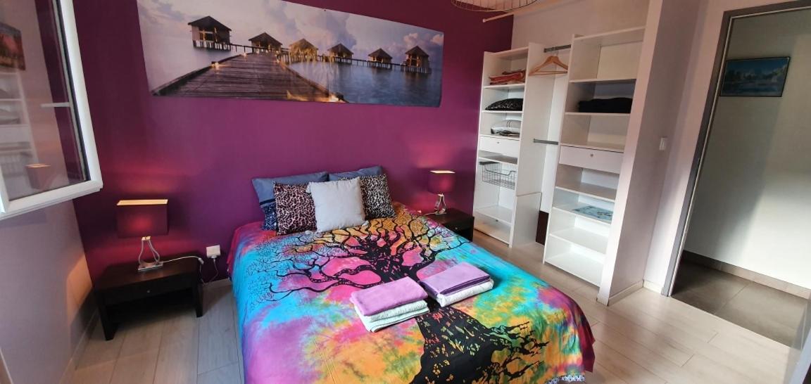 1 Chambre Privative Avec Bureau Et Cuisine Dans Maison 105 M2 Montfaucon Montfaucon  Exterior photo